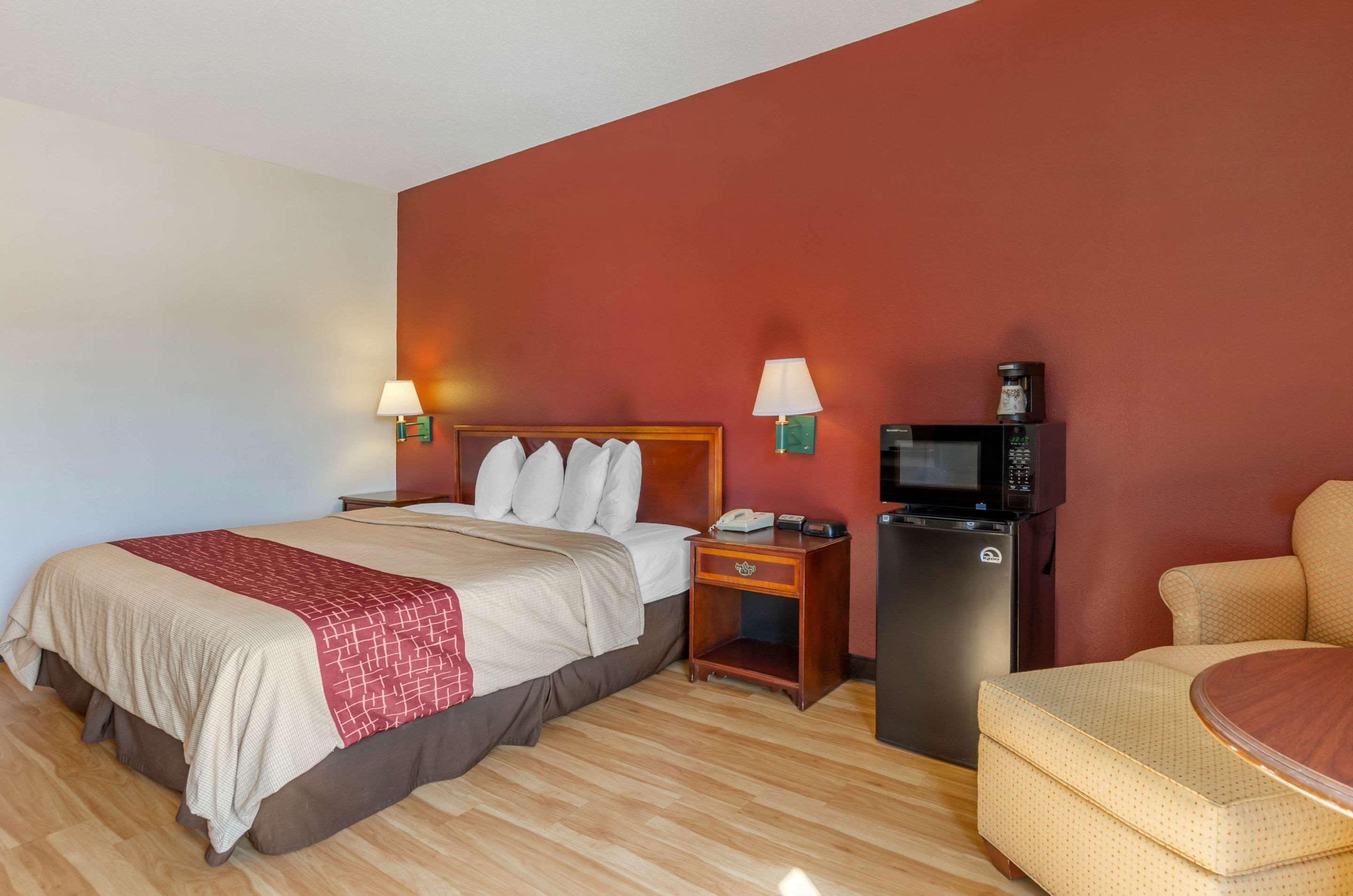 Comfort Inn & Suites Troutville - Roanoke North - Daleville Εξωτερικό φωτογραφία