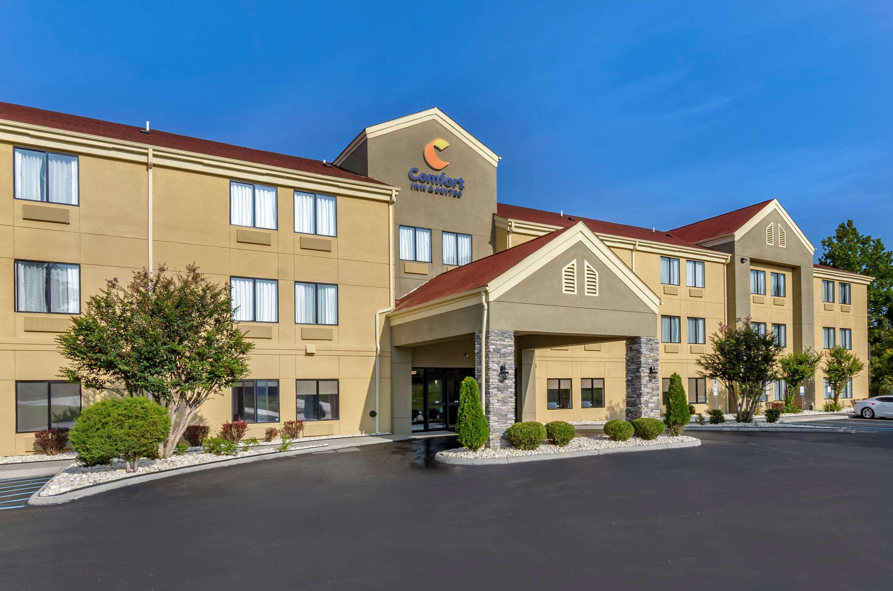Comfort Inn & Suites Troutville - Roanoke North - Daleville Εξωτερικό φωτογραφία