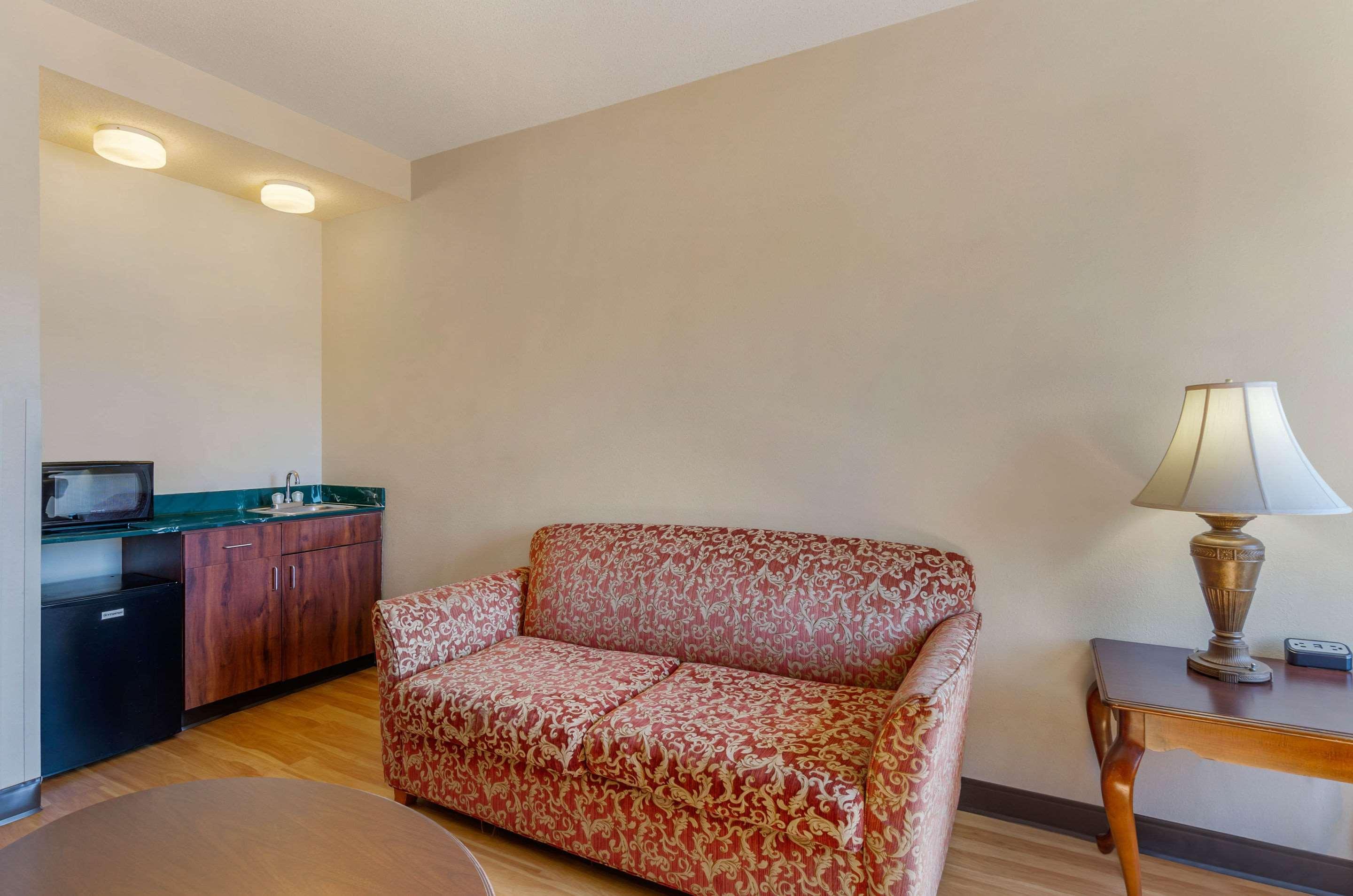Comfort Inn & Suites Troutville - Roanoke North - Daleville Εξωτερικό φωτογραφία